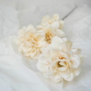 Розы Амандин Шанель искусственные, 4 бутона, Молочный, 87 см / 1 шт / (Китай)